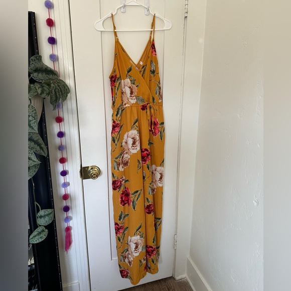 Xhilaration Flowy Floral Jumpsuit - Picture 2 of 15